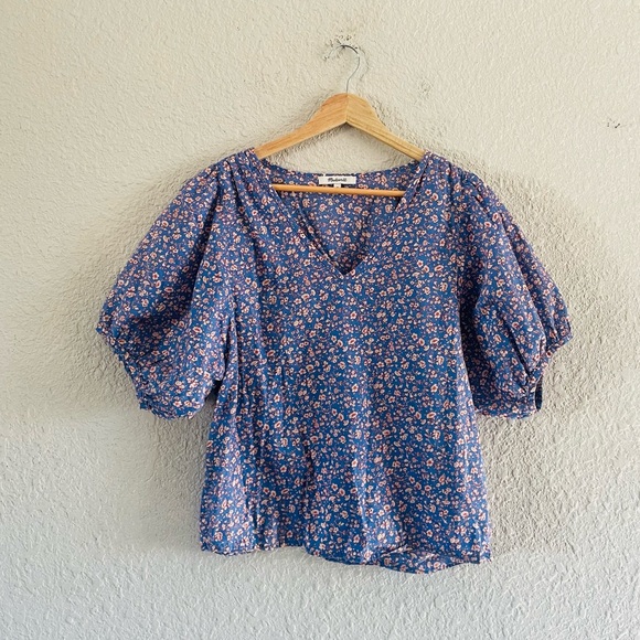 Madewell Tops - Madewell Blue Floral Puff Sleeve Top